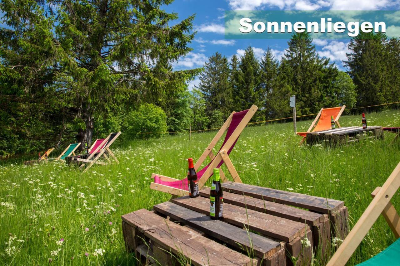 Wohlfuehl-Ferienwohnung 80 Qm, 8 Personen, Aussicht & Heimkino ทอดท์เนา ภายนอก รูปภาพ