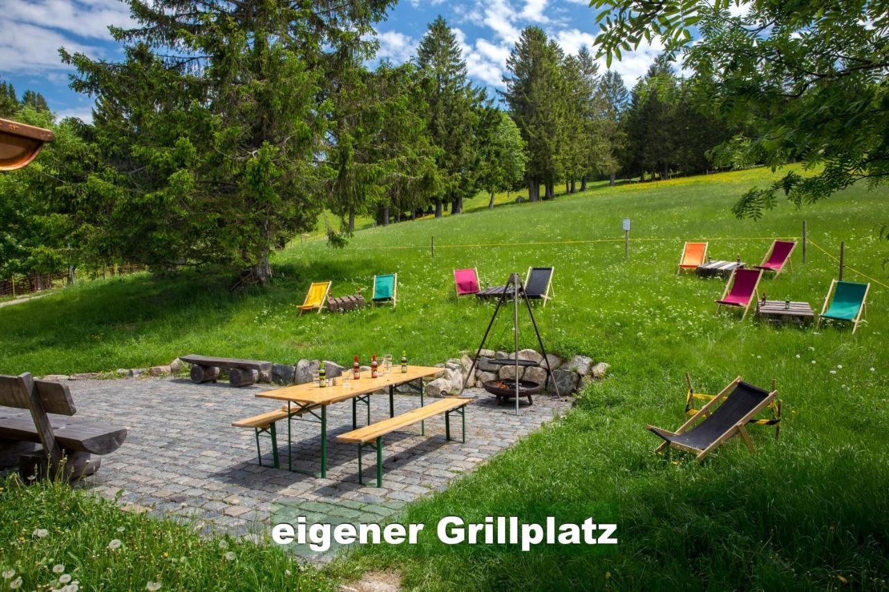 Wohlfuehl-Ferienwohnung 80 Qm, 8 Personen, Aussicht & Heimkino ทอดท์เนา ภายนอก รูปภาพ